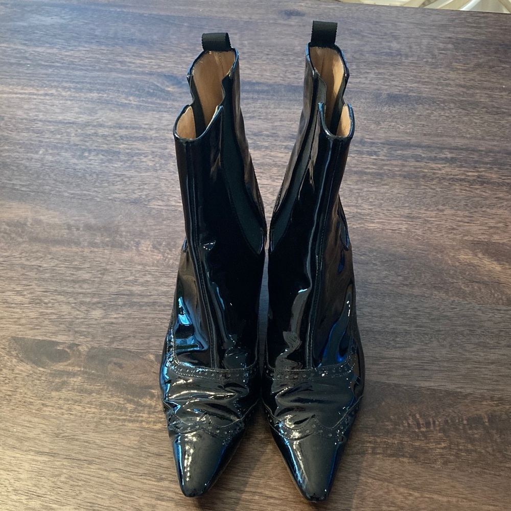 Manolo Blahnik- designer boots-Black Patent Leather Ankle Boots